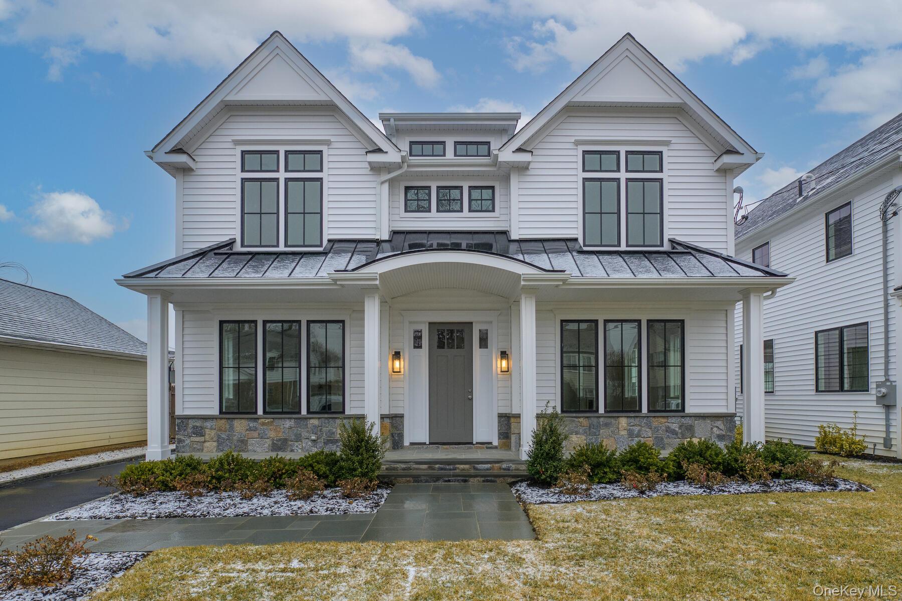 #1 photo, 16 Travers Street, Manhasset , NY 11030