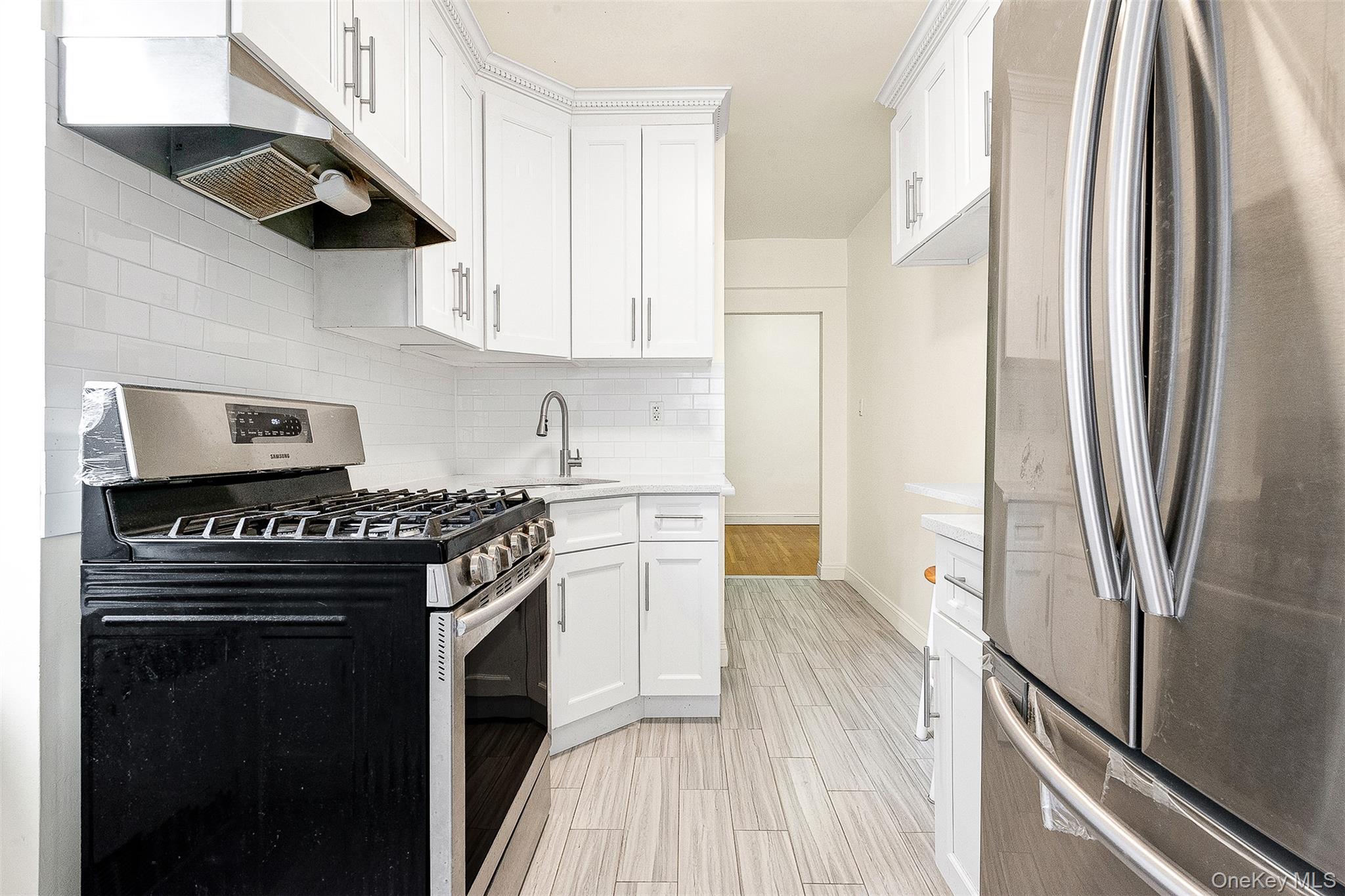 #16 photo, 104-20 68th Drive, クイーンズ区 Forest Hills , NY 11375