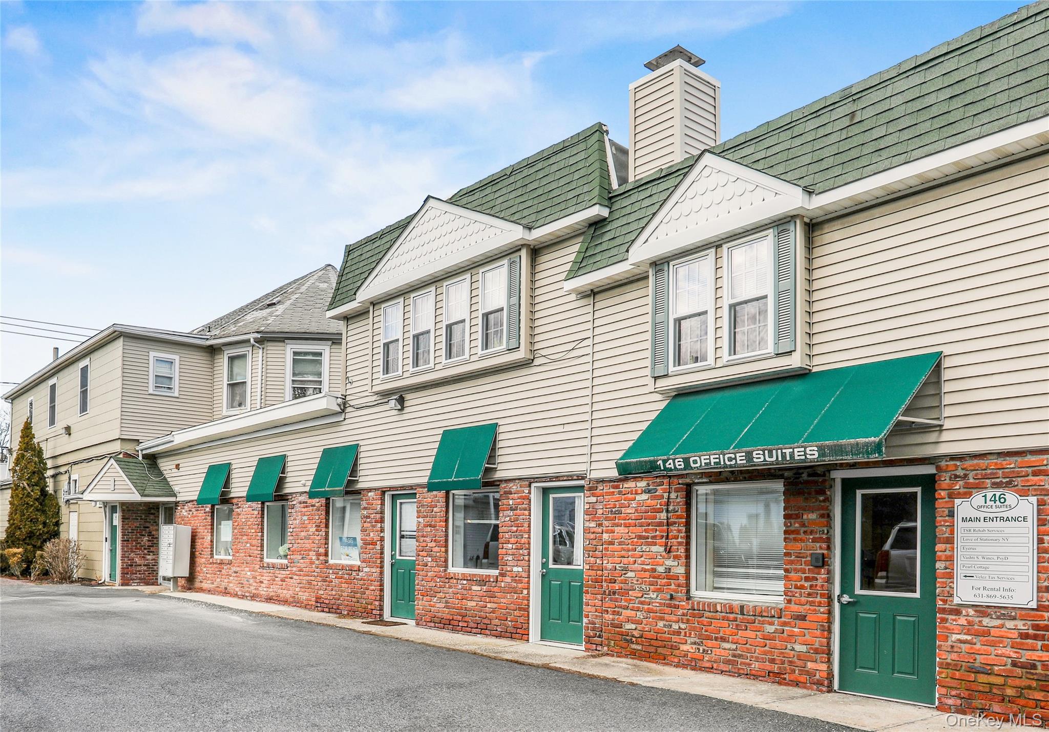 #1 photo, 146 S Country Road, 东长岛 Bellport Village , NY 11713