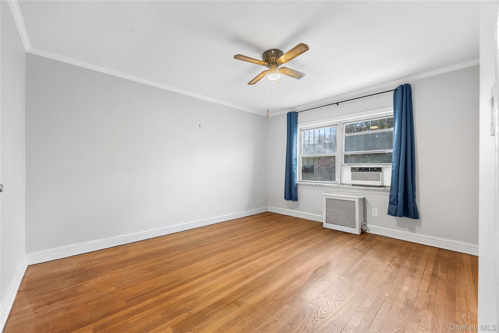 #9 photo, 14850 60th Avenue, Flushing , NY 11355