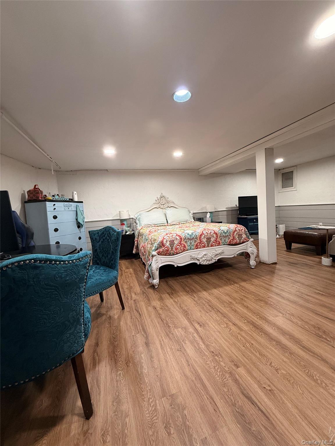 #6 photo, 139 New York Avenue, Freeport , NY 11520