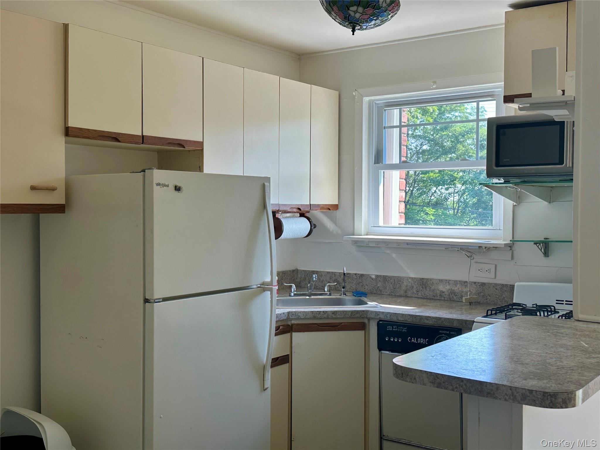 #4 photo, 63 Fairharbor Drive, Patchogue , NY 11772