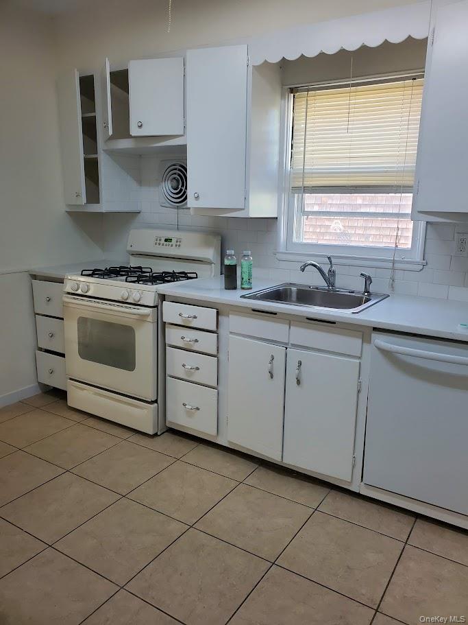 #3 photo, 39 Smith Street, Glen Cove , NY 11542