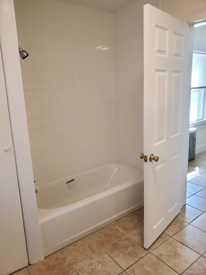 #7 photo, 39 Smith Street, Glen Cove , NY 11542