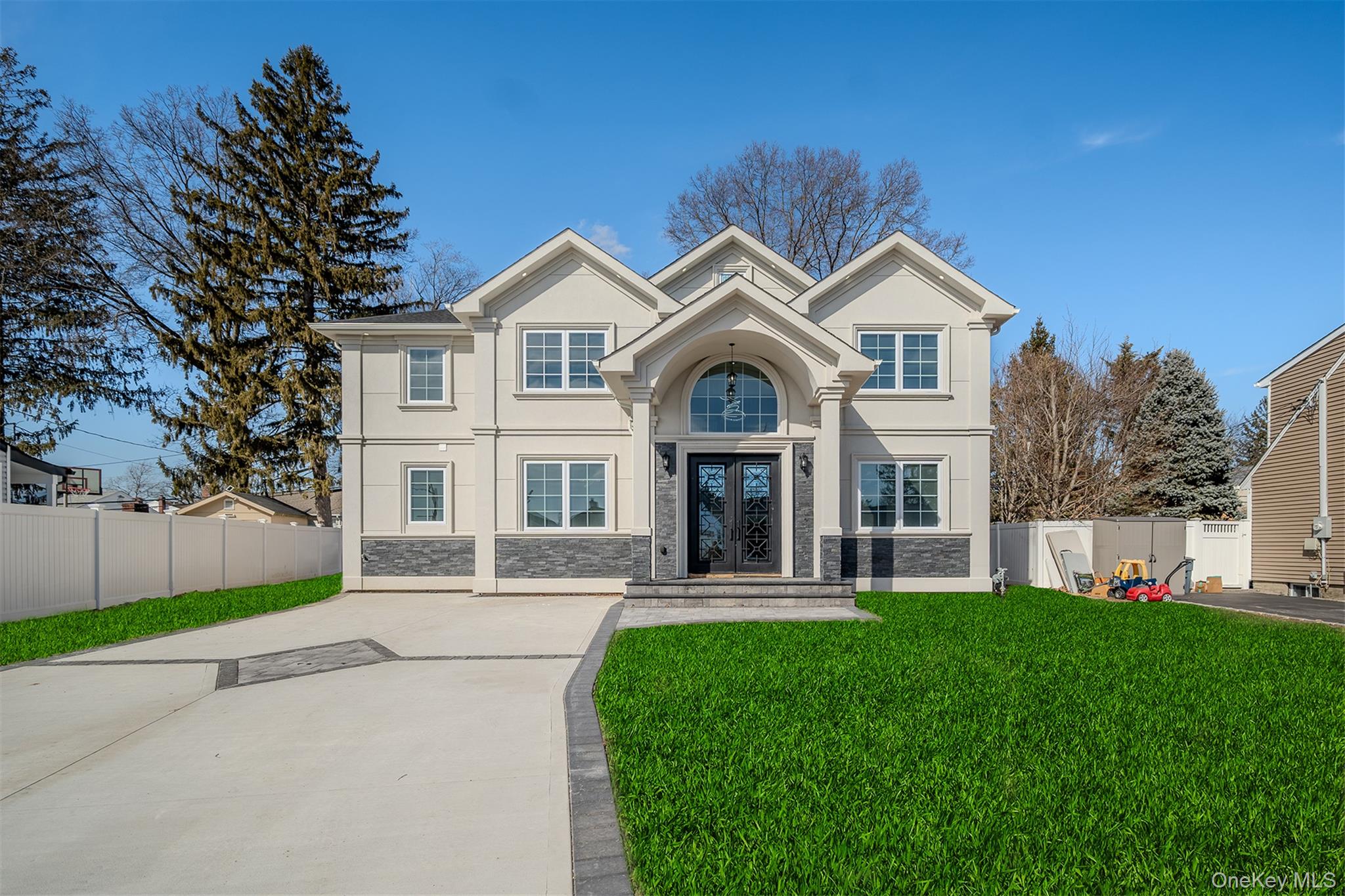 #1 photo, 68 Spruce Street, Hicksville , NY 11801