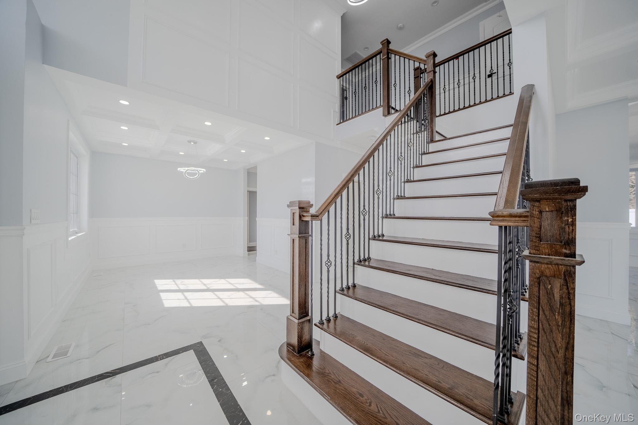 #4 photo, 68 Spruce Street, Hicksville , NY 11801