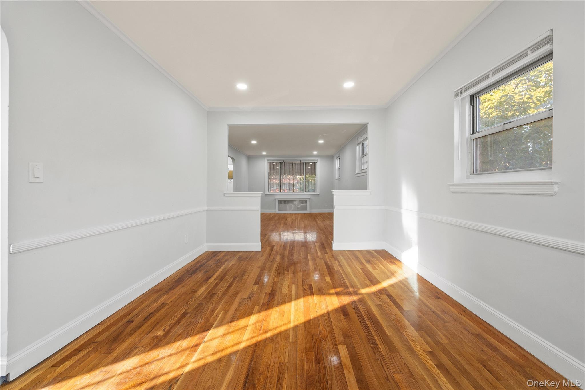 #12 photo, 1150 E 214th Street, Bronx , NY 10469