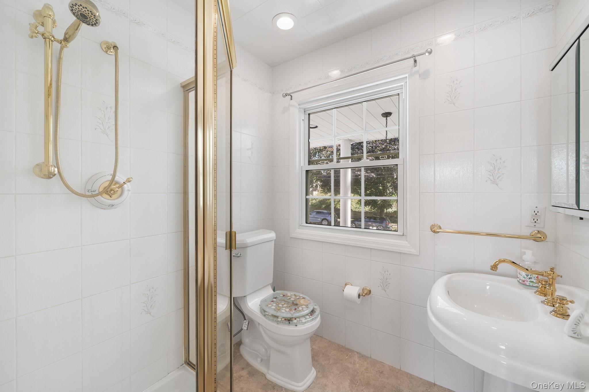 #16 photo, 29 Chatfield Road, Bronxville , NY 10708