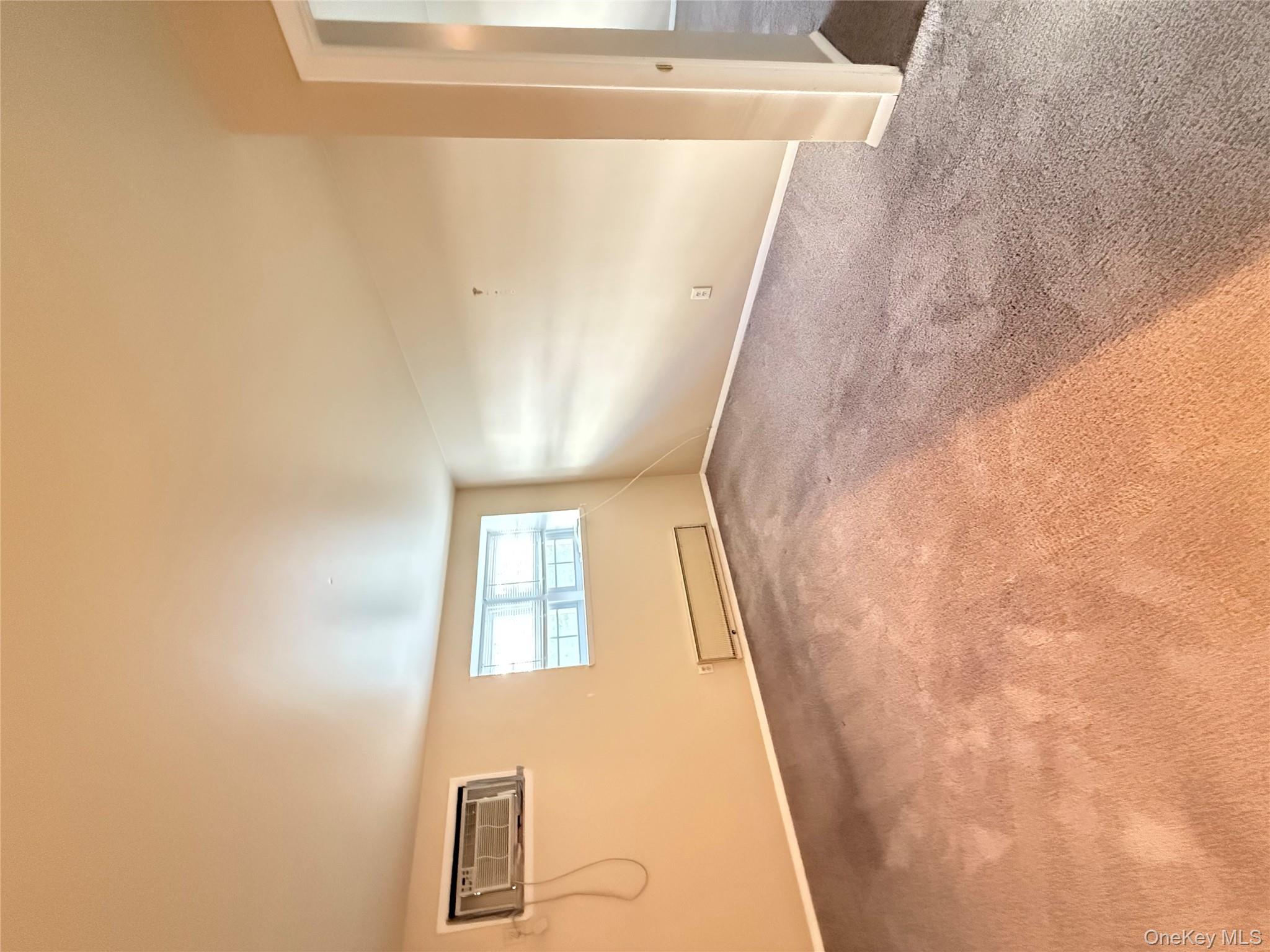 #5 photo, 33 Oak Street, Walden , NY 12586