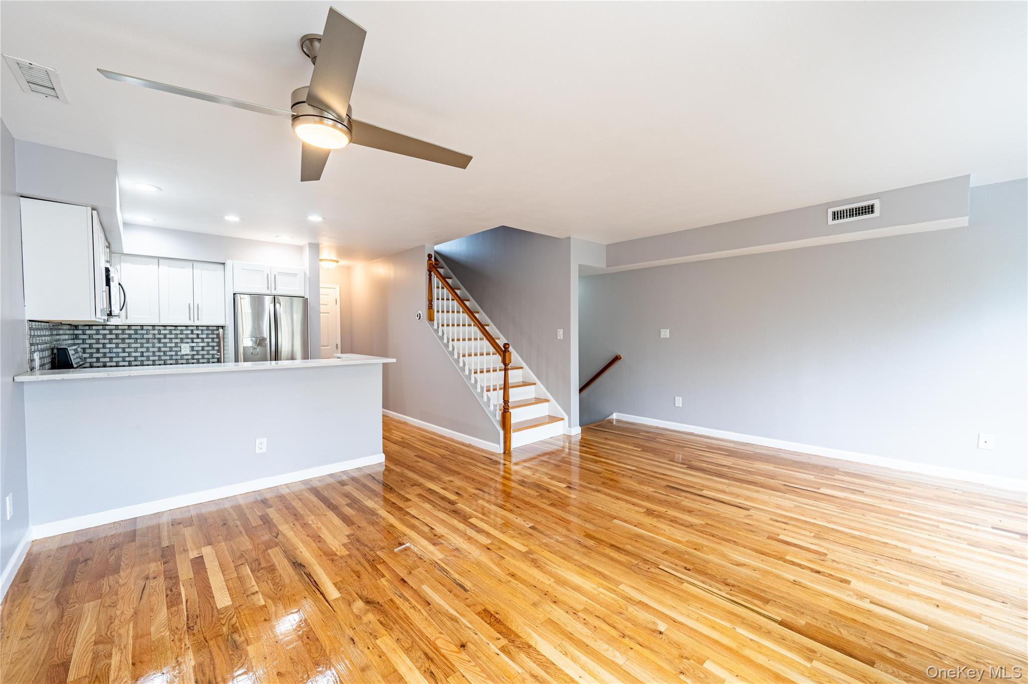 #6 photo, 1 Patricia Lane, Bronx , NY 10465