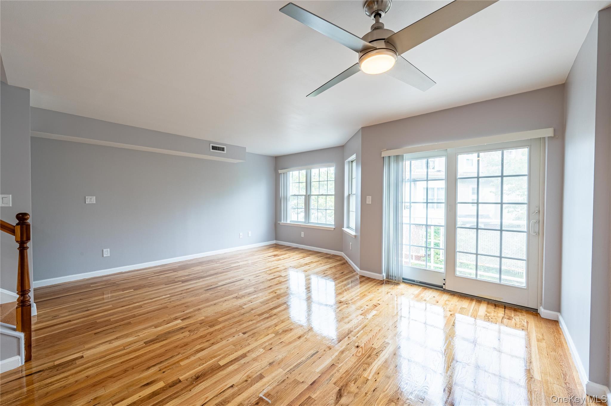 #8 photo, 1 Patricia Lane, Bronx , NY 10465