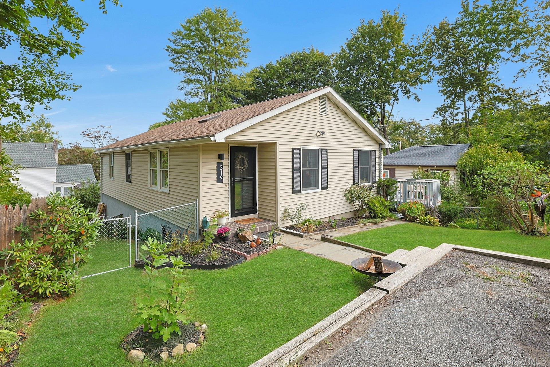 #1 photo, 319 Meadow Road, Mahopac , NY 10541