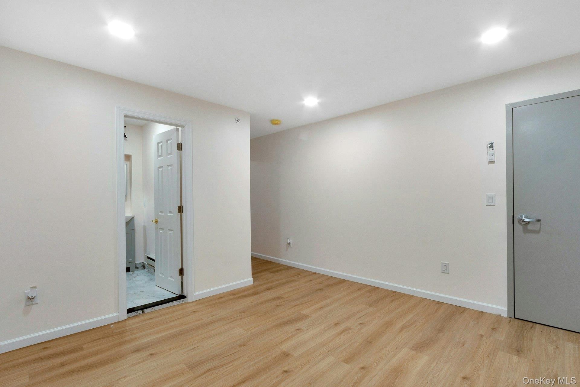 #6 photo, 70 Van Ness Street, Newburgh , NY 12550