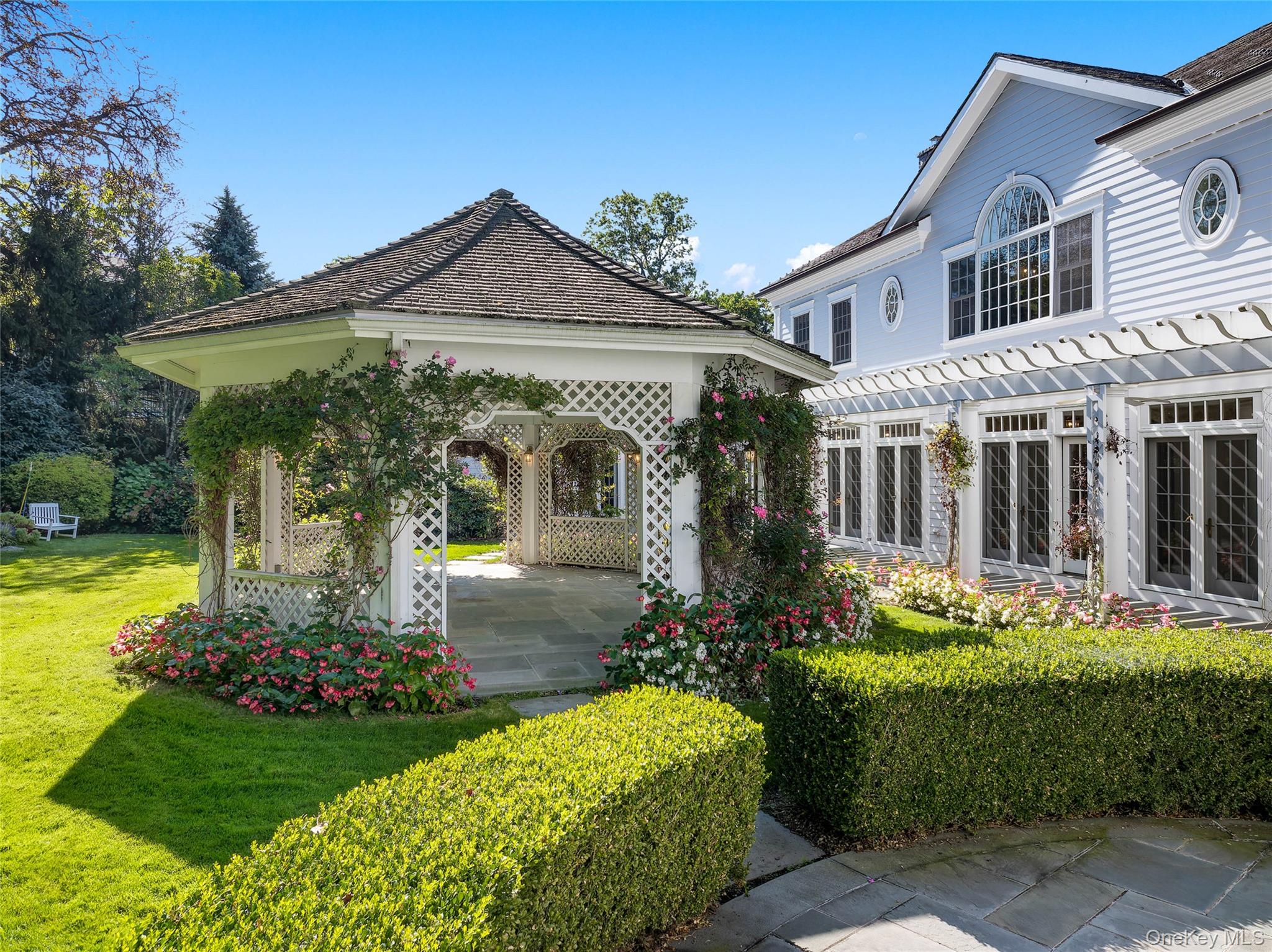 #10 photo, 63 Premium Point, New Rochelle , NY 10801