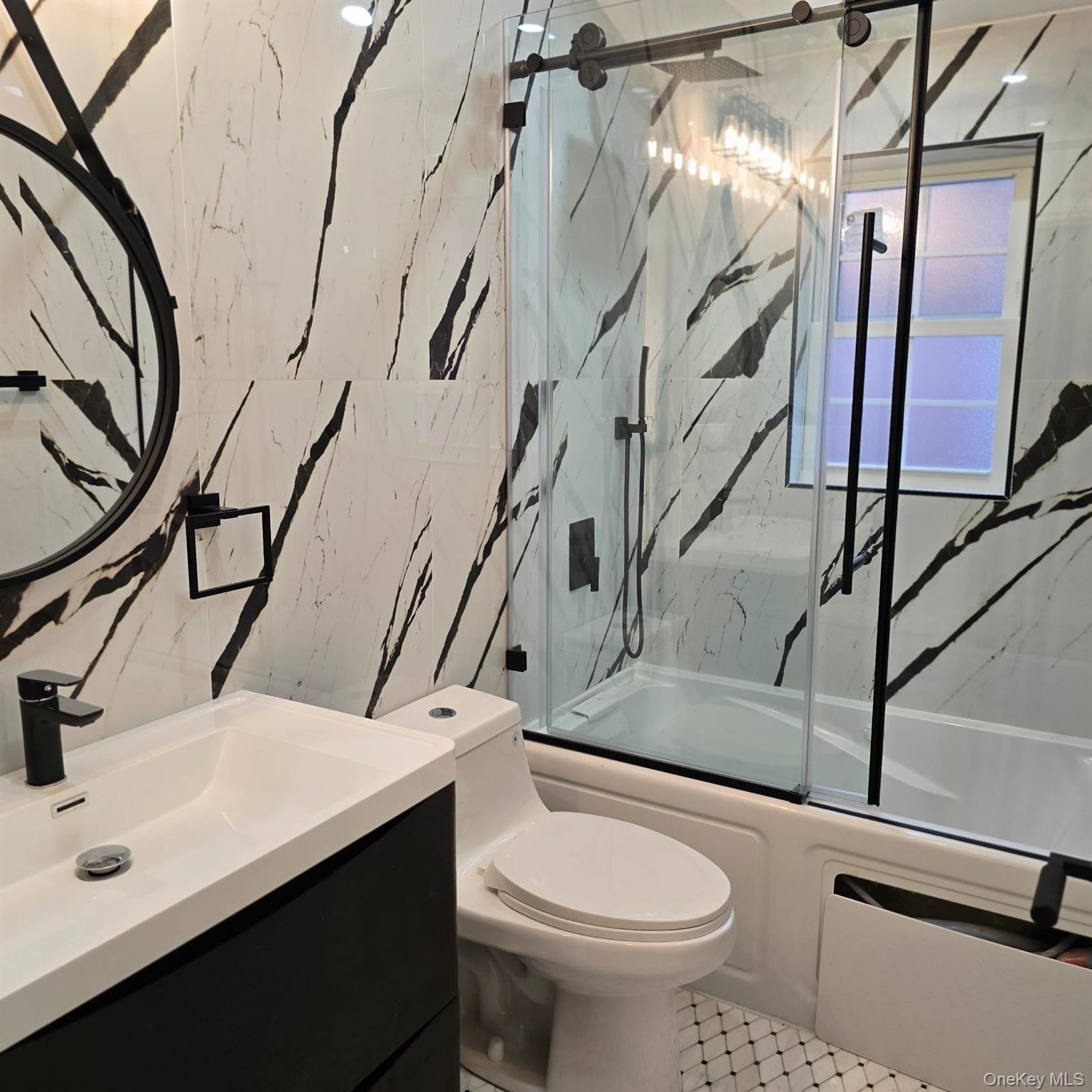 #10 photo, 116-39 Newburg St, Saint Albans , NY 11412