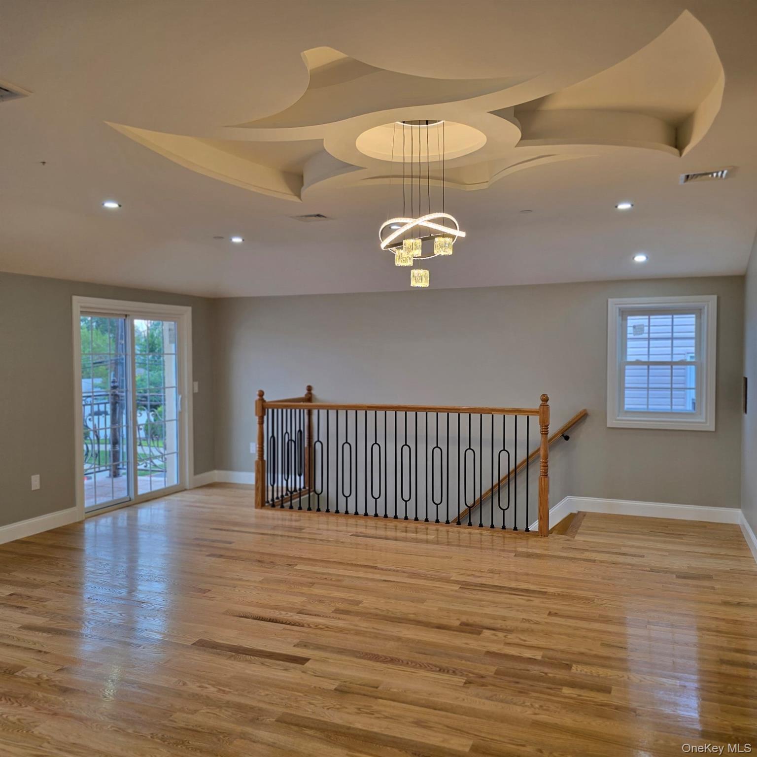 #16 photo, 116-39 Newburg St, Saint Albans , NY 11412