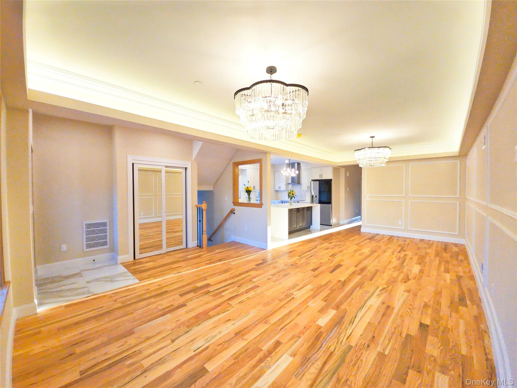 #12 photo, 372 Sharon Avenue, スタテンアイランド Staten Island , NY 10301