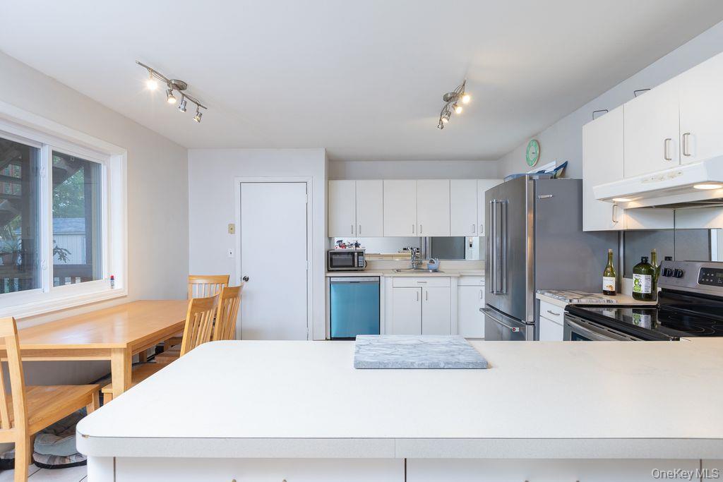 #4 photo, 473 Sleepy Hollow Drive, Shirley , NY 11967