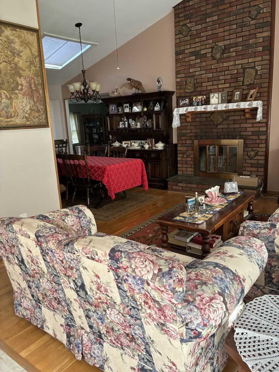 #2 photo, 123 Hawthorne Street, Mastic , NY 11950