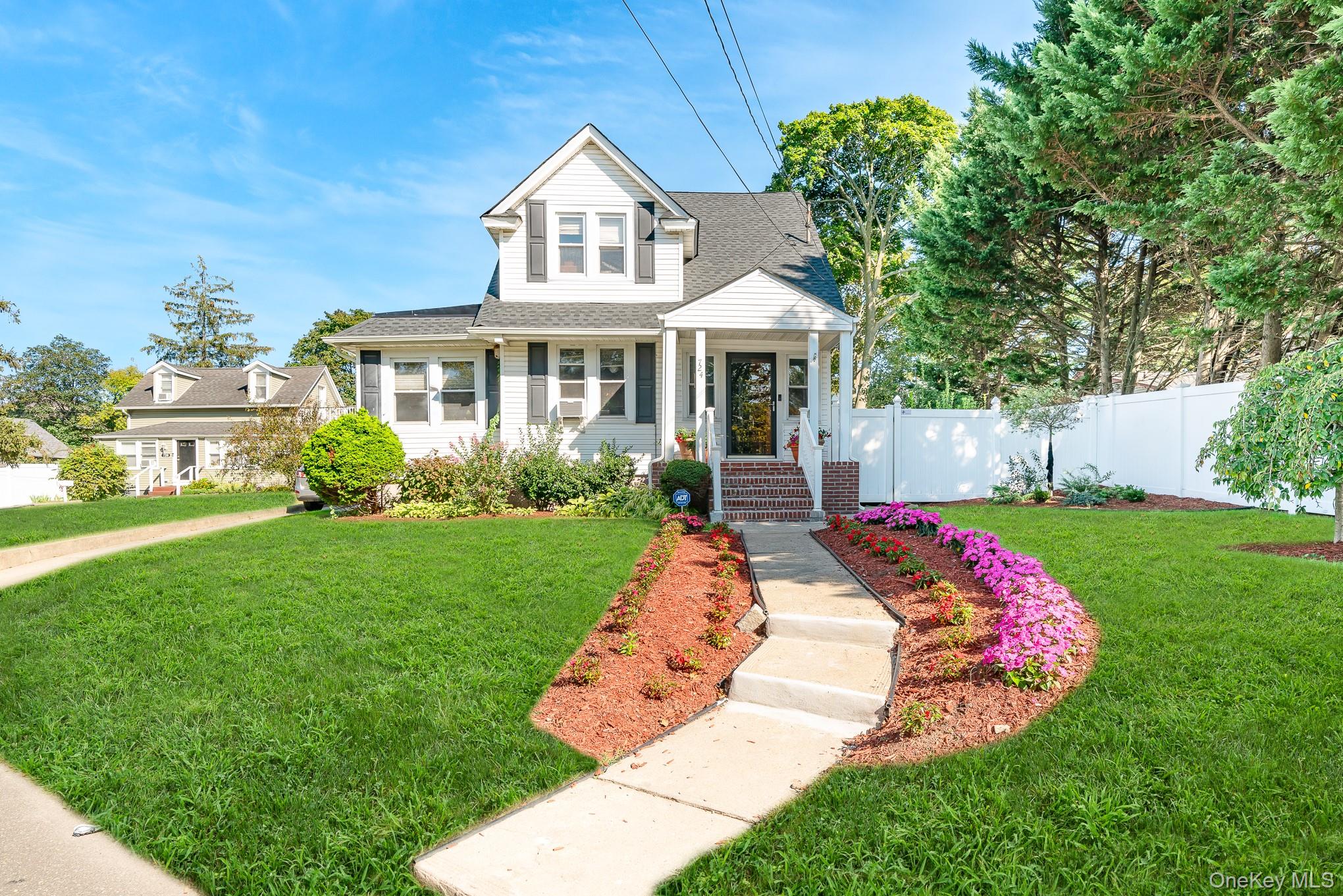 #1 photo, 724 Foxhurst Road, Baldwin , NY 11510