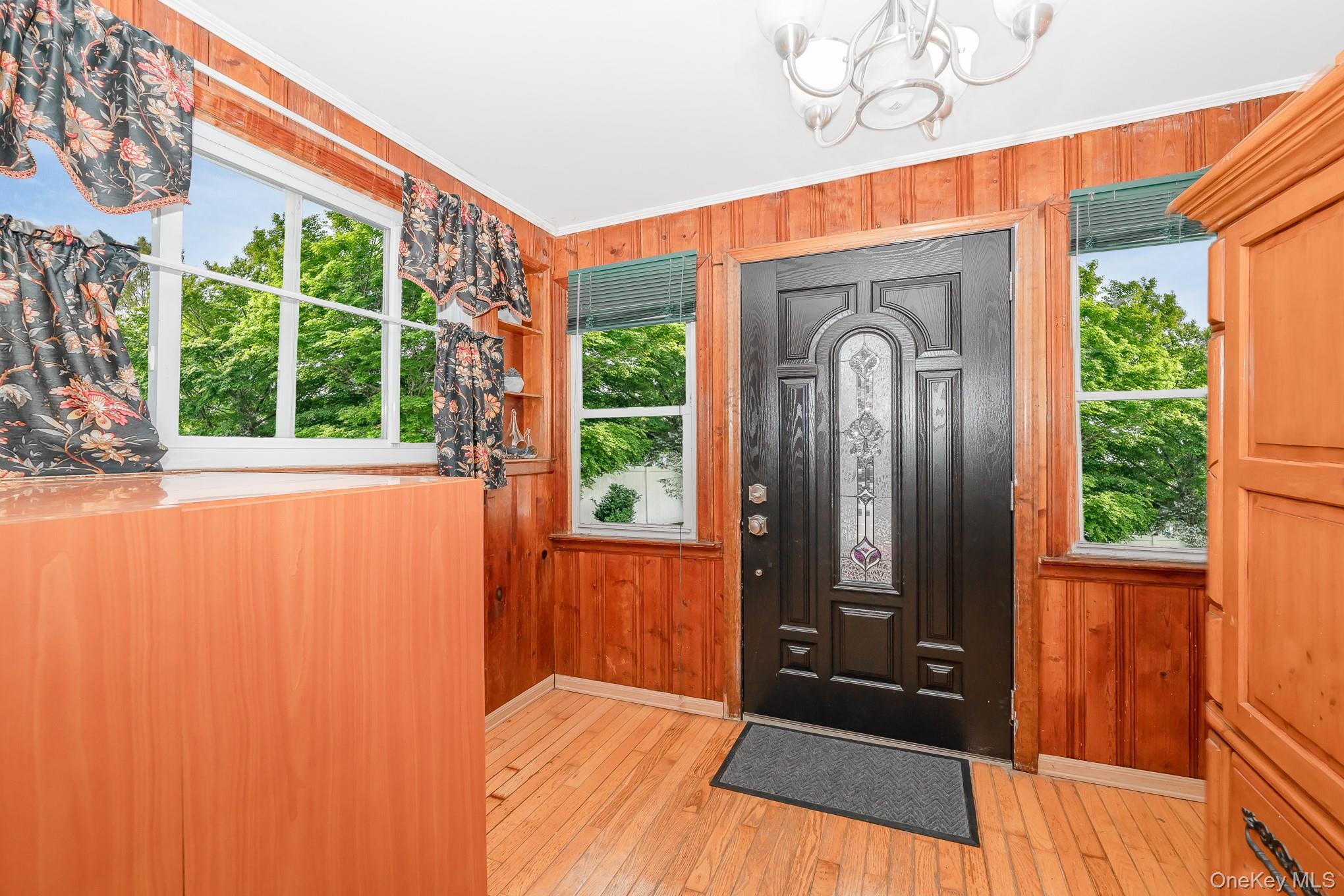 #3 photo, 724 Foxhurst Road, Baldwin , NY 11510