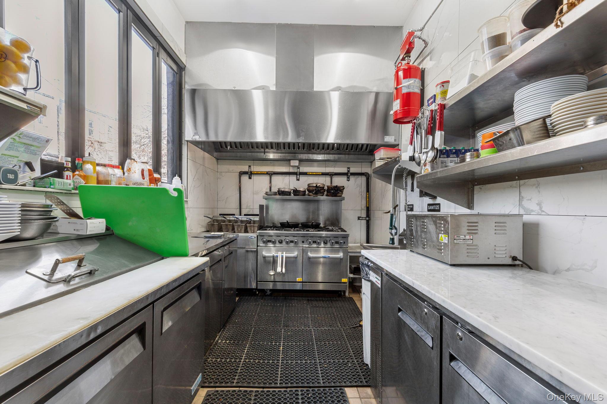 #14 photo, 1041 Flushing Avenue, ブルックリン区 Brooklyn , NY 11237