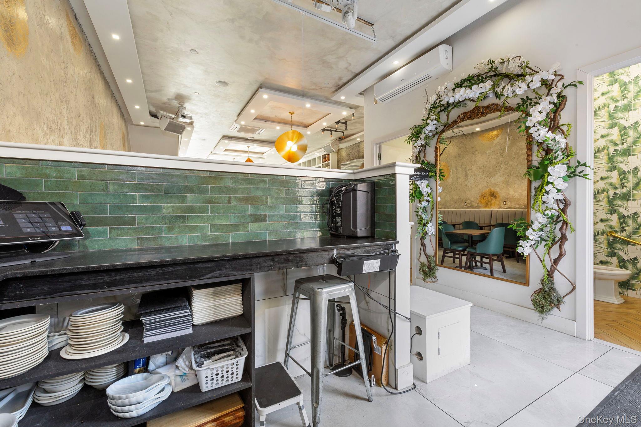 #15 photo, 1041 Flushing Avenue, ブルックリン区 Brooklyn , NY 11237