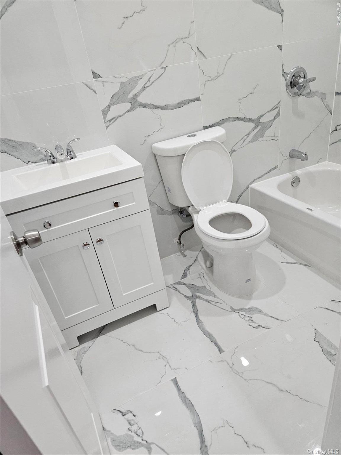 #4 photo, 840 E 51 Street, Brooklyn , NY 11203