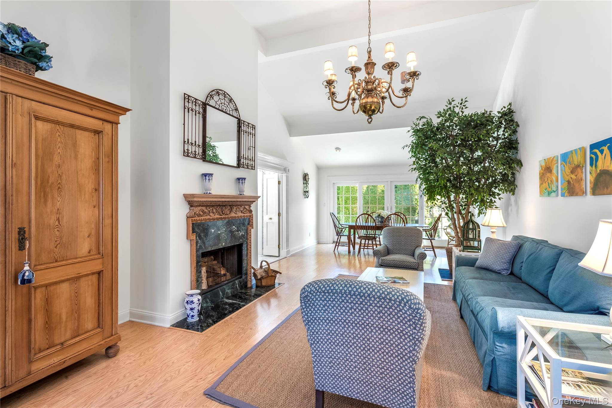 #1 photo, 520 Hampton Road, サフォーク郡 Southampton , NY 11968