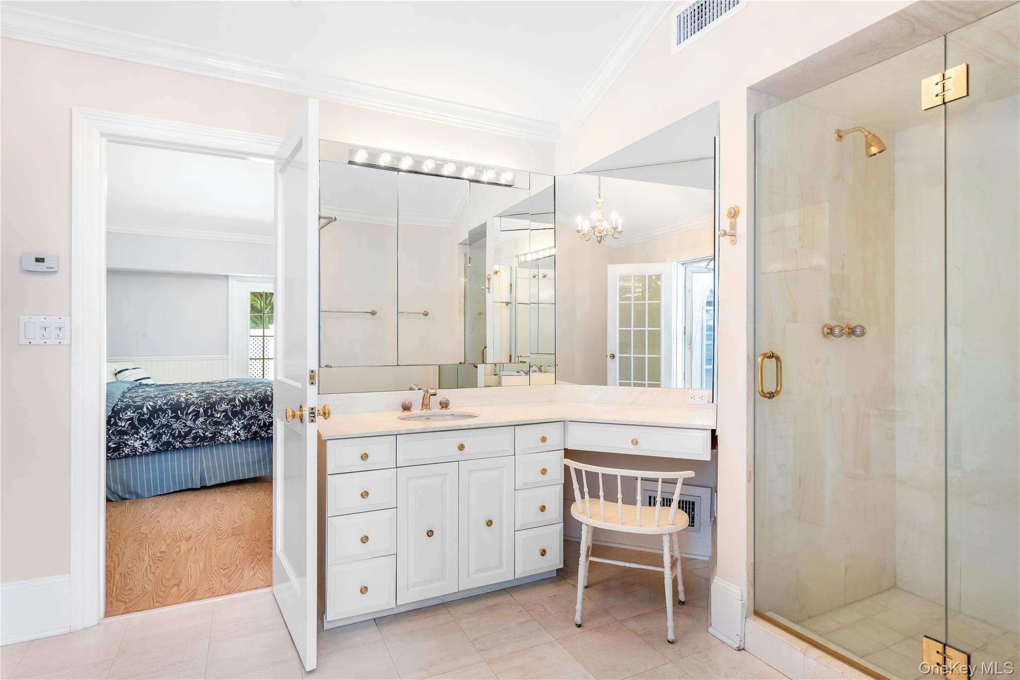 #4 photo, 520 Hampton Road, サフォーク郡 Southampton , NY 11968