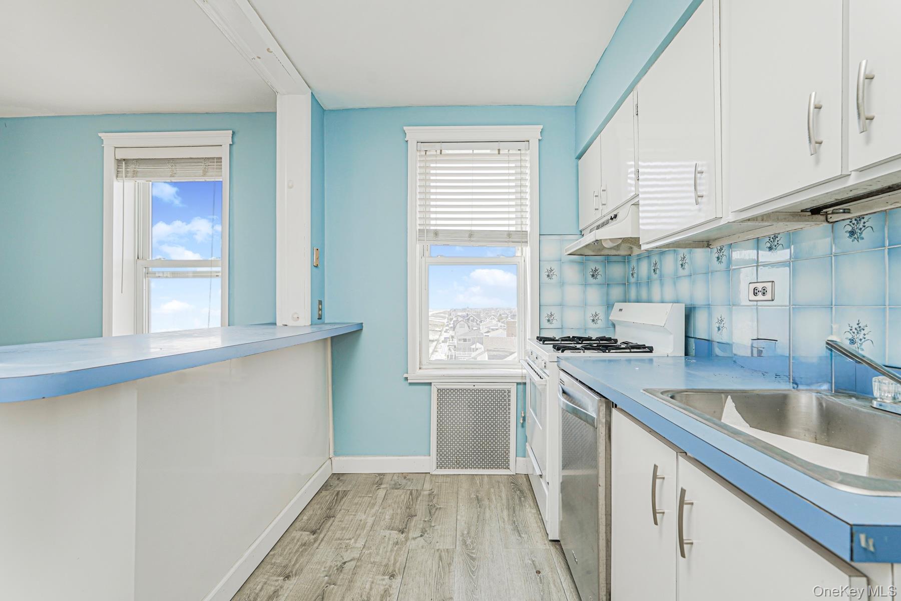 #8 photo, 125 Beach 124th Street, Belle Harbor , NY 11694