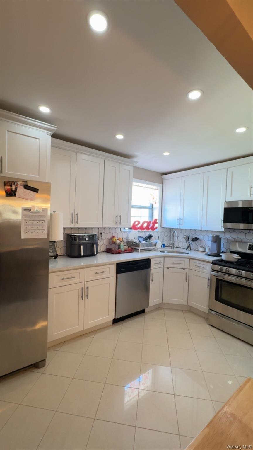 #10 photo, 15115 78th Street, Howard Beach , NY 11417