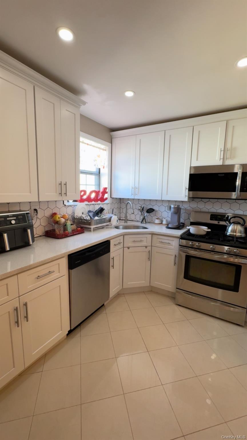 #8 photo, 15115 78th Street, Howard Beach , NY 11417