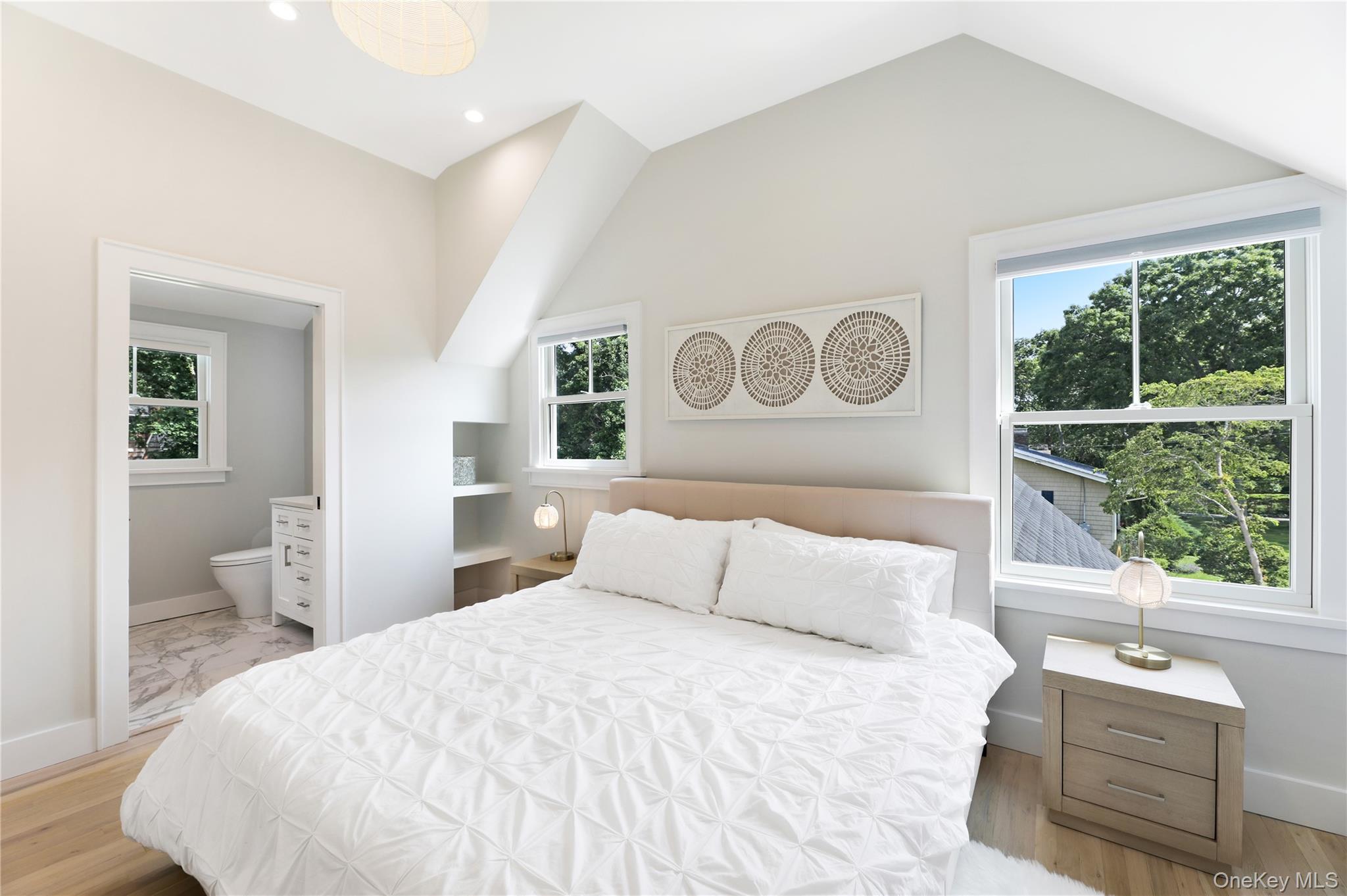 #20 photo, 16 Pin Oak Lane, Westhampton Beach , NY 11978