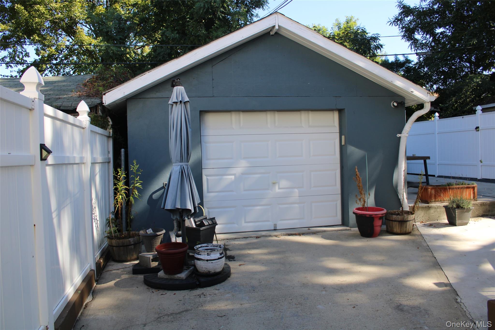 #10 photo, 21919 143rd Road, Springfield Gardens , NY 11413