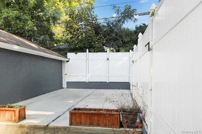 #5 photo, 21919 143rd Road, Springfield Gardens , NY 11413