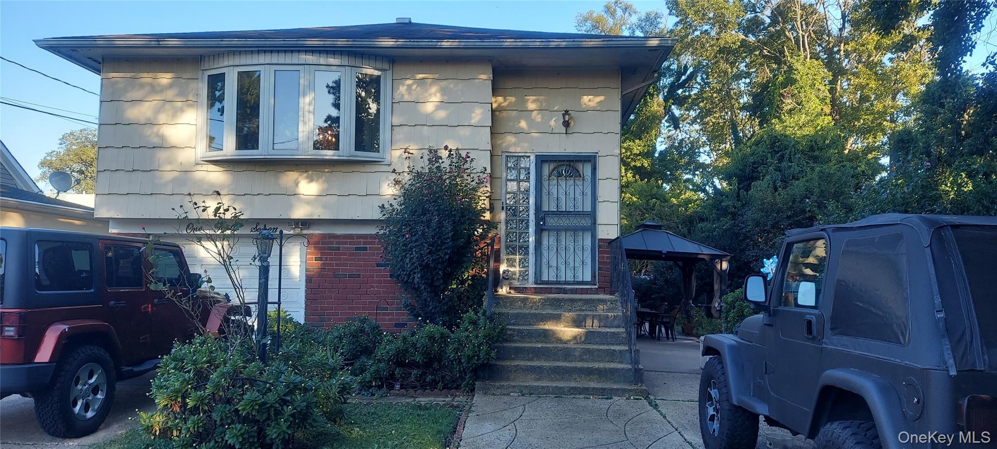 #1 photo, 147 S Montgomery Street, Valley Stream , NY 11580