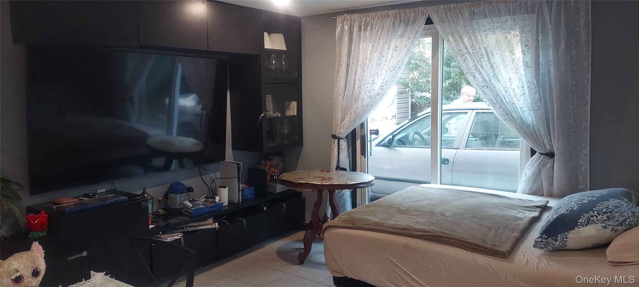 #10 photo, 147 S Montgomery Street, Valley Stream , NY 11580