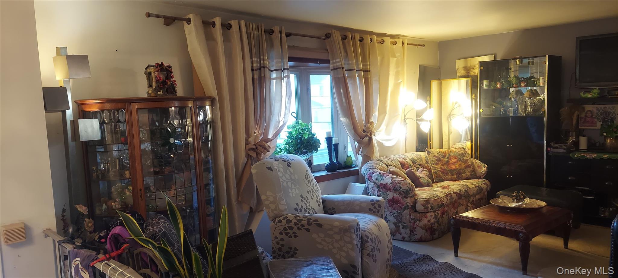 #15 photo, 147 S Montgomery Street, Valley Stream , NY 11580