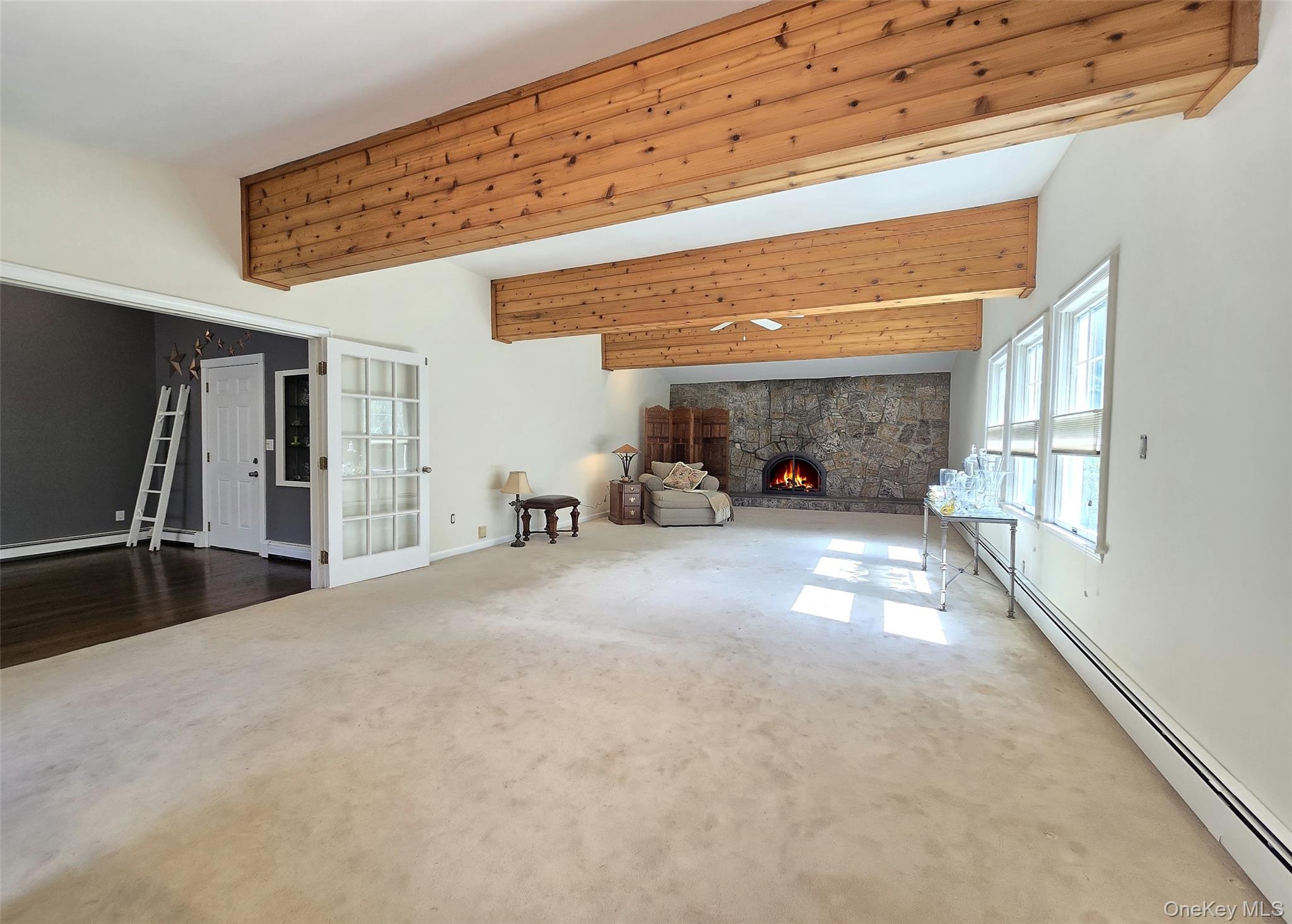 #16 photo, 30 Elizabeth Way, サフォーク郡 Ridge , NY 11961