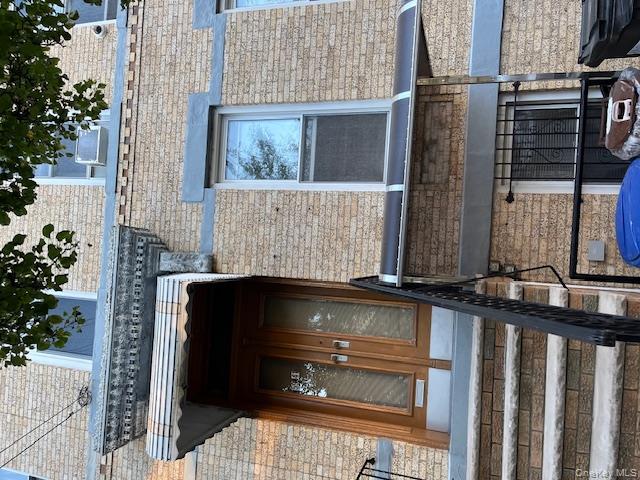 #1 photo, 5941 Madison Street, 皇后区 瑞吉屋 Ridgewood , NY 11385