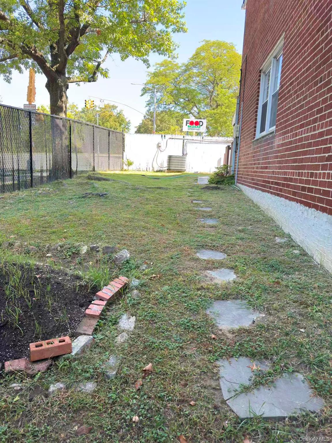 #10 photo, 62-01 Douglaston Parkway, Little Neck , NY 11362