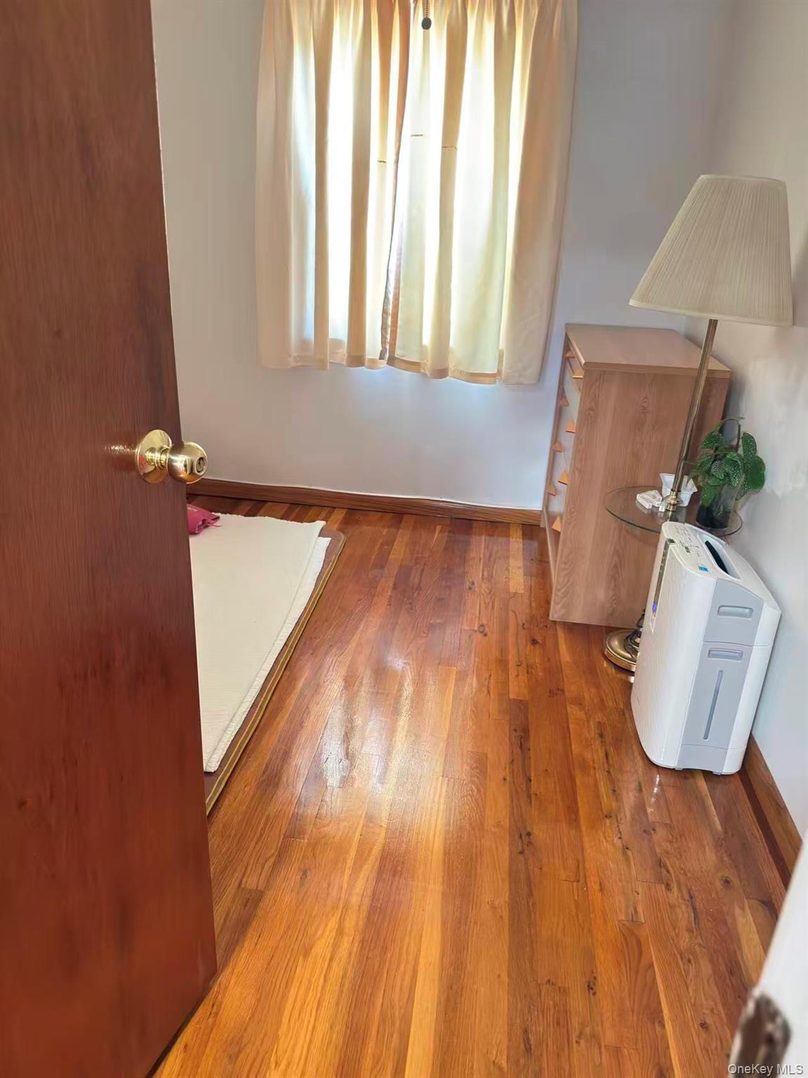 #8 photo, 62-01 Douglaston Parkway, Little Neck , NY 11362