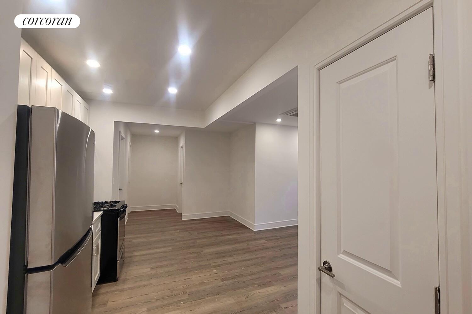 #16 photo, New York City, Upper West Side , NY 10024