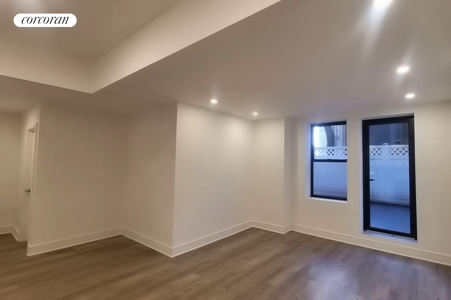 #18 photo, New York City, Upper West Side , NY 10024