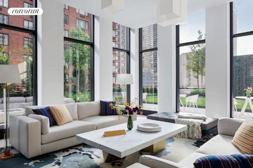 #10 photo, 15 W 61ST Street, マンハッタン Lincoln Square , NY 10023