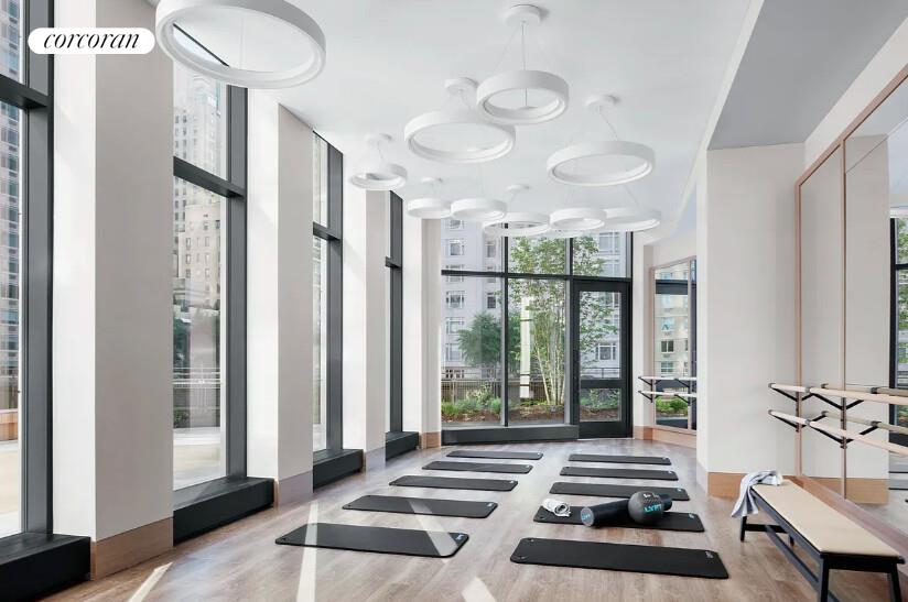 #14 photo, 15 W 61ST Street, マンハッタン Lincoln Square , NY 10023