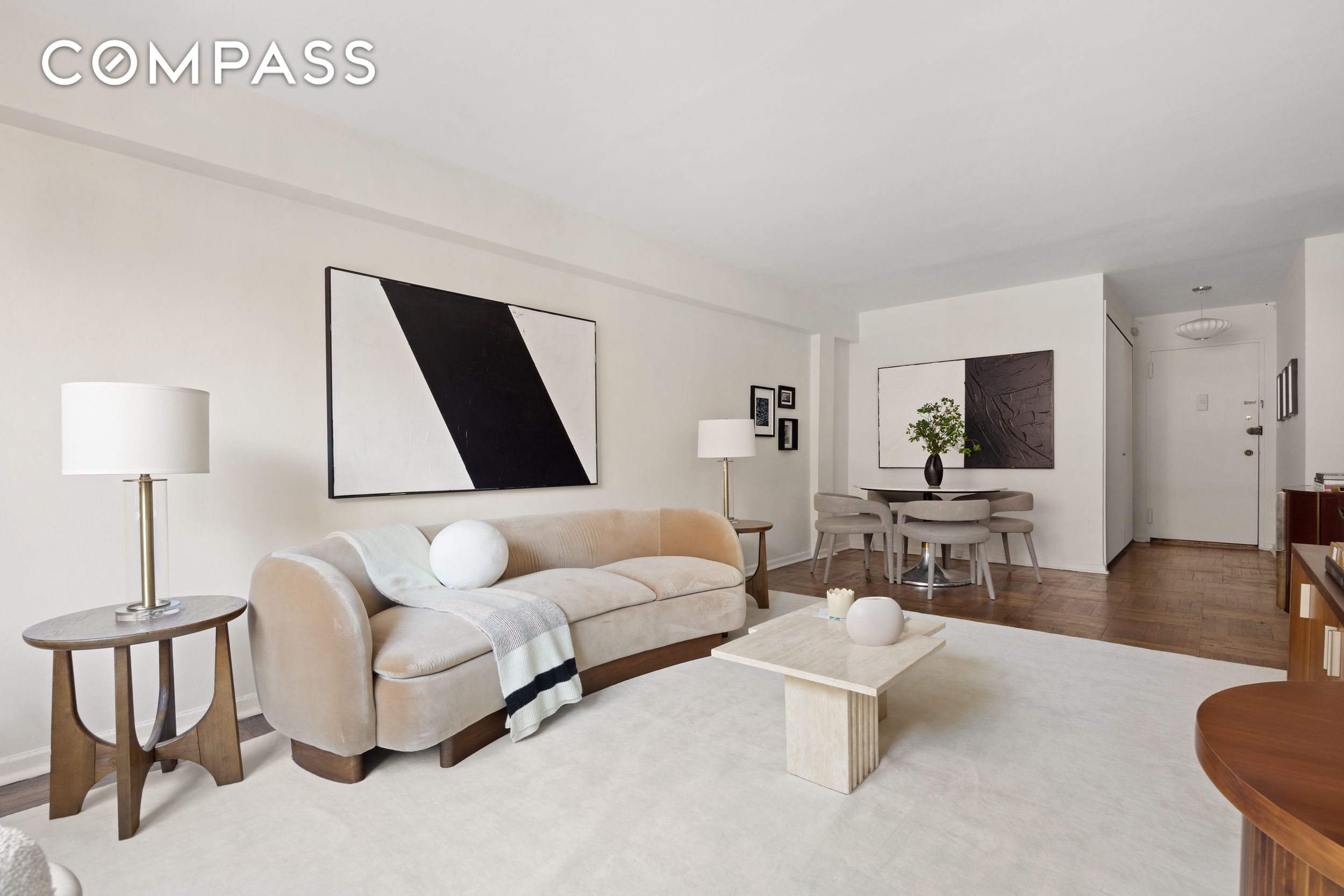 #4 photo, 13 W 13th Street, Greenwich Village , NY 10011