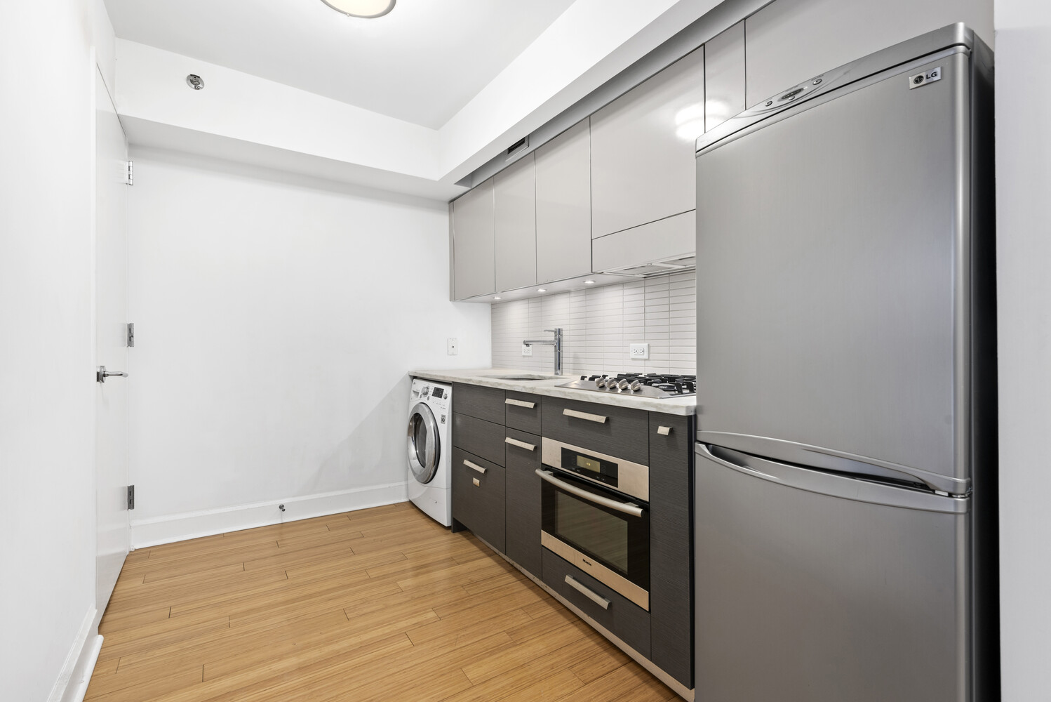 #5 photo, 505 W 47TH Street, マンハッタン Hells Kitchen , NY 10036