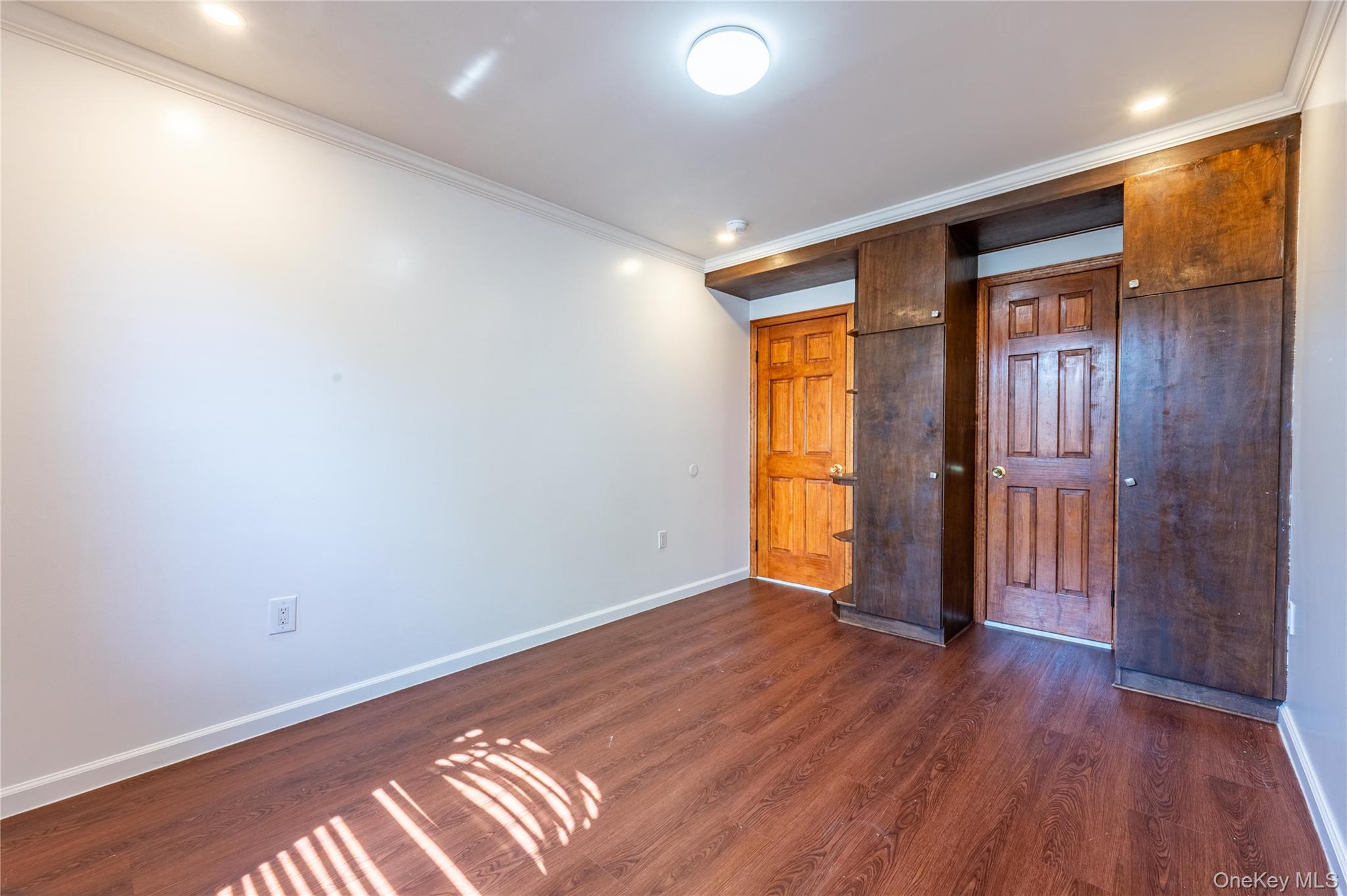 #10 photo, 1318 Mace Avenue, Bronx , NY 10469